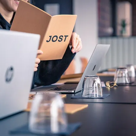 Jost Centre Gare